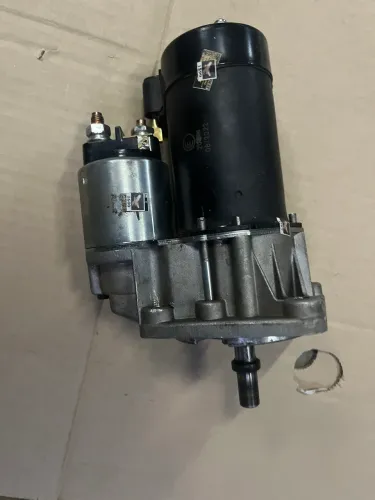 Vendo motor de arranque do gol AP   Cada valor de 300,00