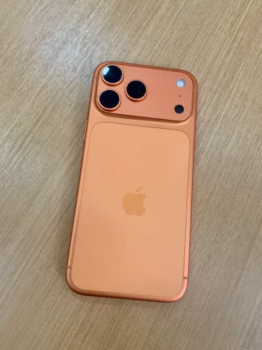 Vendo/Troco iphone 17 Pro Max na garantia Apple