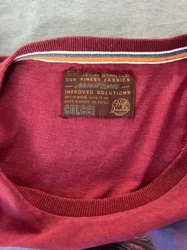 Camiseta Colcci  tamanho P