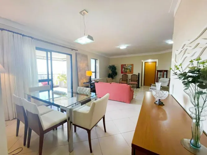 Apto com 3 suites no Ed Rodin | Aqui na Imobiliária Rosa e Rangel