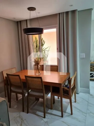 Porteira Fechada! Casa em condomínio com 150 m², 3 suítes e 3 vagas