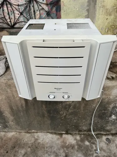 Ar condicionado janela 10k Springer