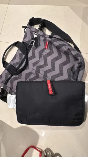 Bolsa maternidade SKIP HOP. Maravilhosa!