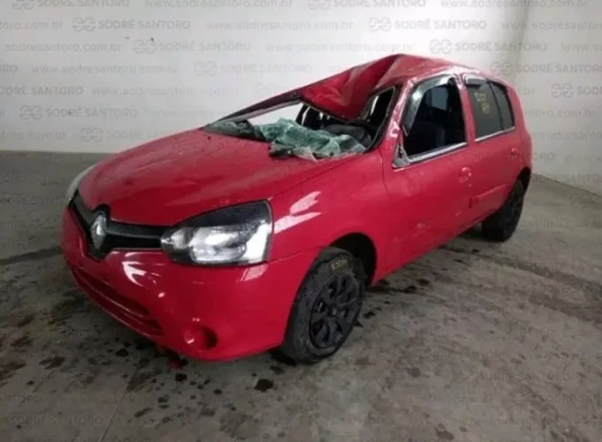 Renault Clio 2016 2016 Sucata Somente Para Retirada de Peças
