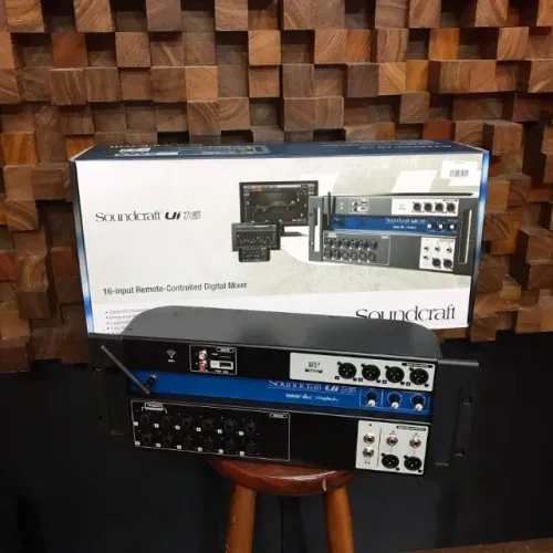 Mesa De Som Soundcraft By Harman Ui-16 Digital Mixer Sem Fio