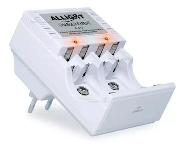 Carregador De Pilha Aa Aaa Bateria 9v Recarregável Bivolt<br><br>