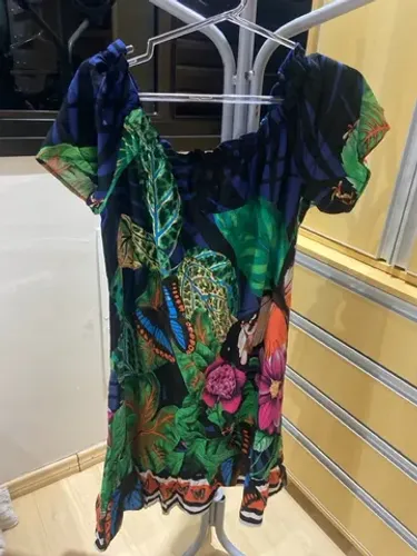Vestido estilo ciganinha