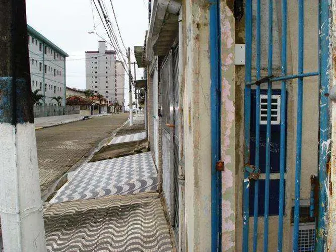 Sobrado em Praia Grande bairro Guilhermina