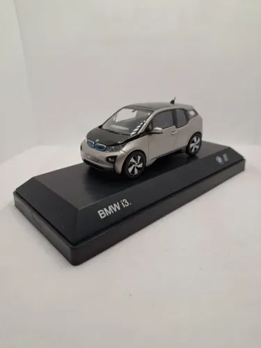 Miniatura BMW i3 - Escala 1:43 - Marca Herpa