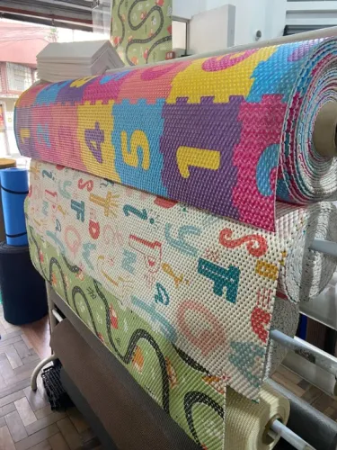 Tapete infantil emborrachado por metro