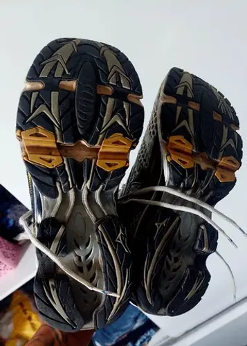 Mizuno creation 13 relíquia 42