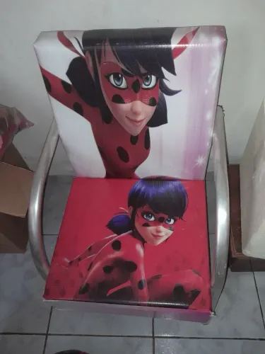 Cadeira infantil R$70