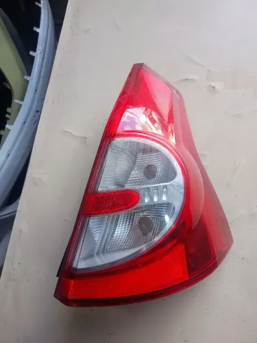Lanterna Sandero 2008 a 2011