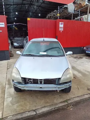 Sucata Renault Clio 2007 Prata Disponível Para Retirada de Peças