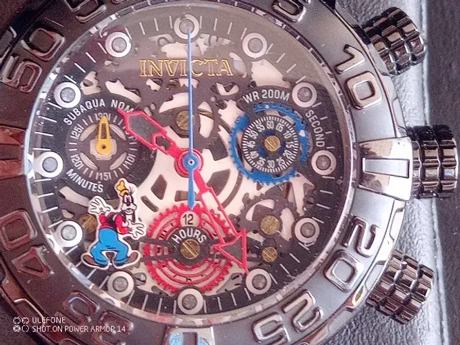 Relógio Invicta Quartz Edição Limitada Disney/pateta In24516 troco por celular ou bike