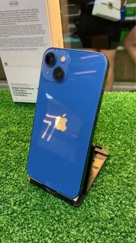 iPhone 13 azul