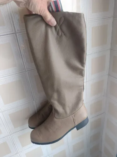 PAR BOTAS COURO MASCULINA 39