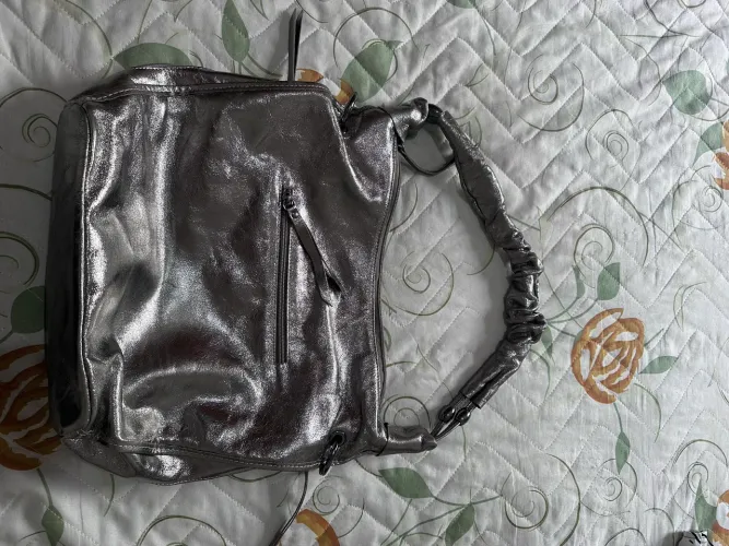 BOLSA METALIZADA DE COURO