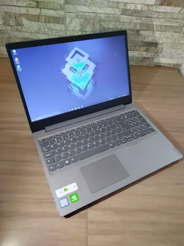 Notebook Lenovo gamer i7 com placa de vídeo dedicada + 8 GB de RAM e SSD de 256