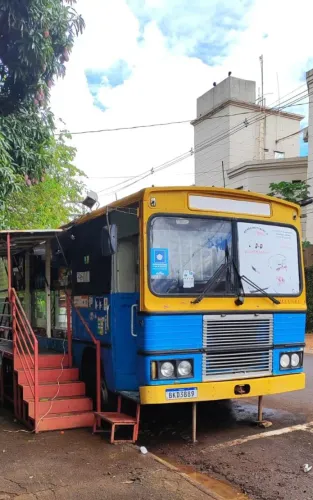Ônibus Food Truck