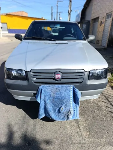 Fiat Uno Mille Grazie 1.0 Fire Flex 8V 4P 2013