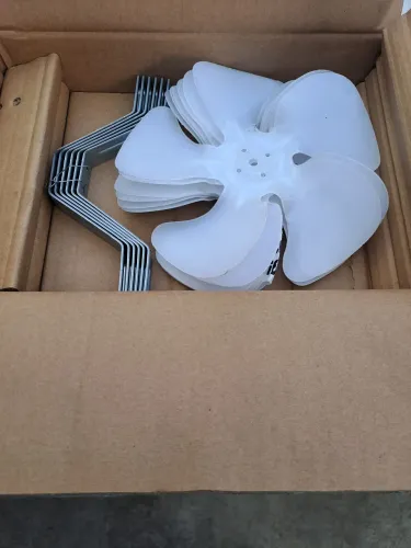 Micro Motores 1/40 Hélice Plástico e Suportes 110/220 Volts - Lote com 5