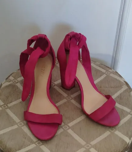 Sandália Arezzo rosa - n.36