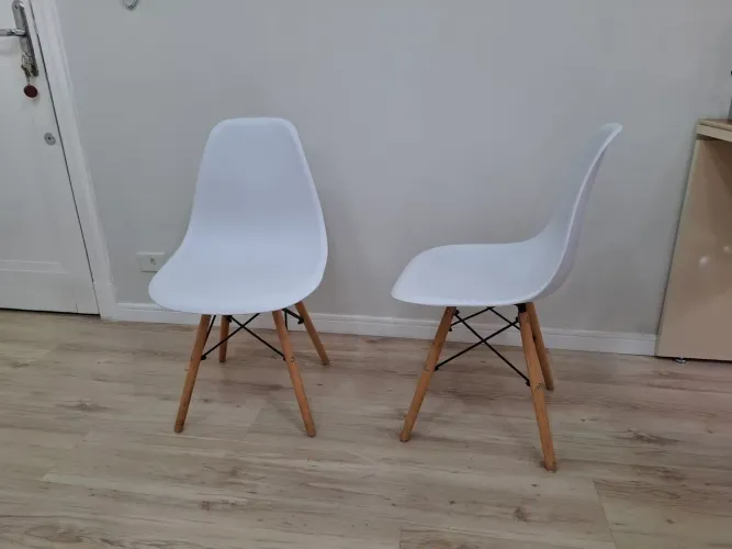 DUAS Cadeiras Eames Eiffel Com Pés De Madeira Facthus