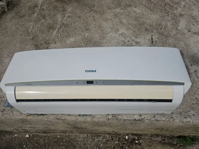 VENDO EVAPORADORA CONSUL INVERTERTER 18000 btus.