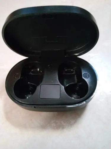 Estojo de recarregar fones de ouvido