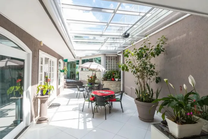 Casa com 5 suítes à venda, 715 m² por R$ 3.860.000 - Vila Izabel - Curitiba/PR
