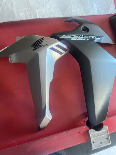 Lateral lado esquerdo da sahara (lateral da embreagem)