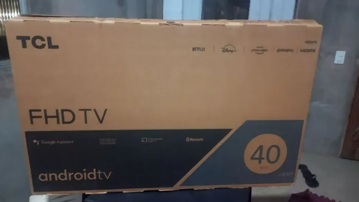 Vendo caixa tv TCL de 40