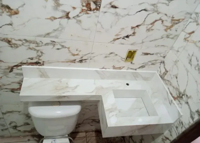 pia de porcelanato sob medida