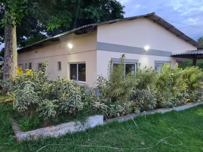 CASARÃO EM GUARAPARI TROCO ESQUINA BR 101 E ES477