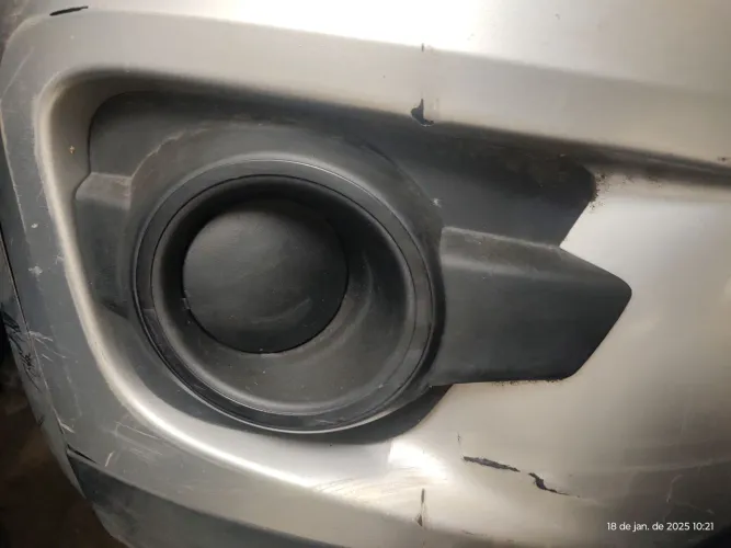 moldura farol de milha direito Renault kwid 