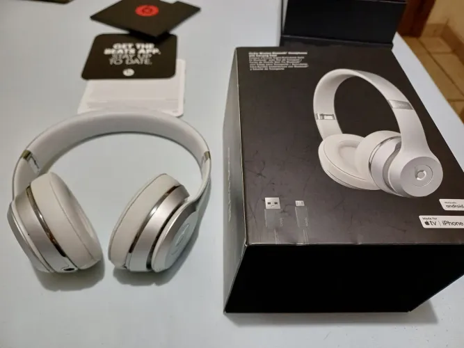 BEATS SOLO 3  