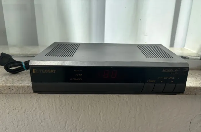 Receptor de Parabólica Tecsat T 3100 Plus