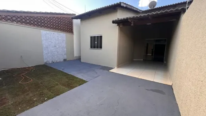 Casa Jardim Balneário - Goiânia