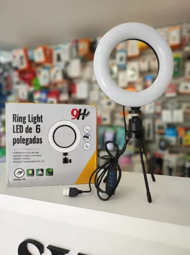 Ring Light LED 6 polegadas - Iluminação perfeita para fotos e vídeos!
