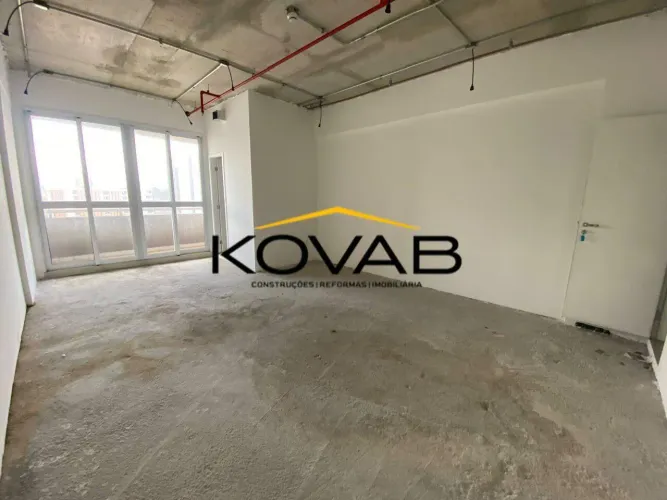 Oportunidade Imperdível de Compra de Sala Comercial na Chácara Santo Antônio - 45,38m²!