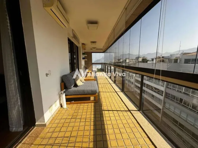 Rio de Janeiro | Cobertura 3 quartos, sendo 2 suites