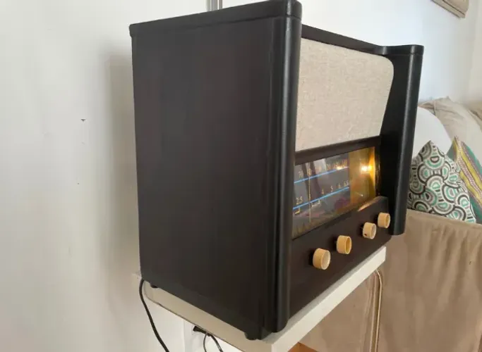 Radio Valvulado Clarion Anos 30/40 Funcionado (Usado)