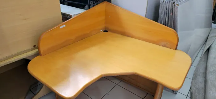 Mesa de Canto "L" Lateral de Escritório Trabalho Secretária Sem Gavetas Madeira 120x120