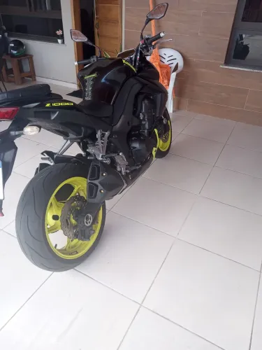 Kawasaki z1000 