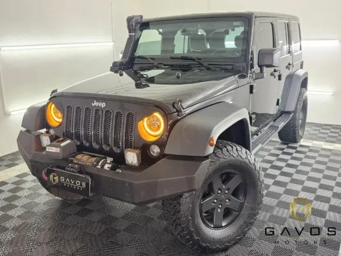 Jeep Wrangler Unlimited Sport 3.6 V6 284cv 4P 2015