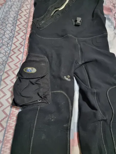 Roupa seca DUI CF 200 com pivalve