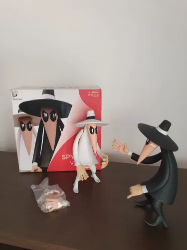 Colecionáveis - Bonecos "Spy vs Spy" da DC