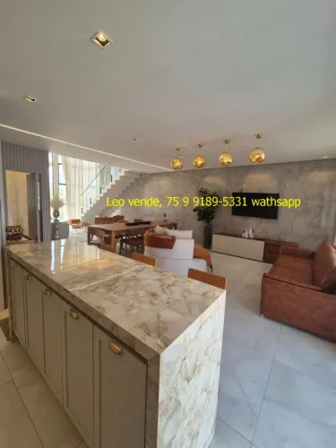 Leo vende, Bela Vitar Papagaio, 4\4 suíte, piscina, goumert, energia solar