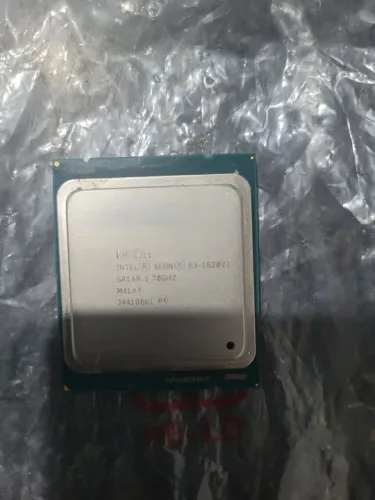 Processador Intel Xeon E5-1620V2 3.70GHz